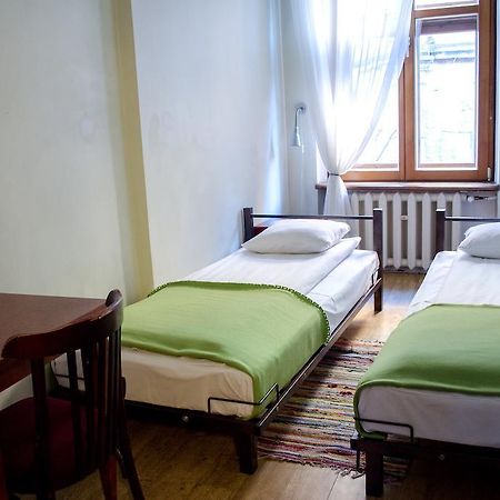 Red Nose Hostel With Self-Check In Riga Exterior foto