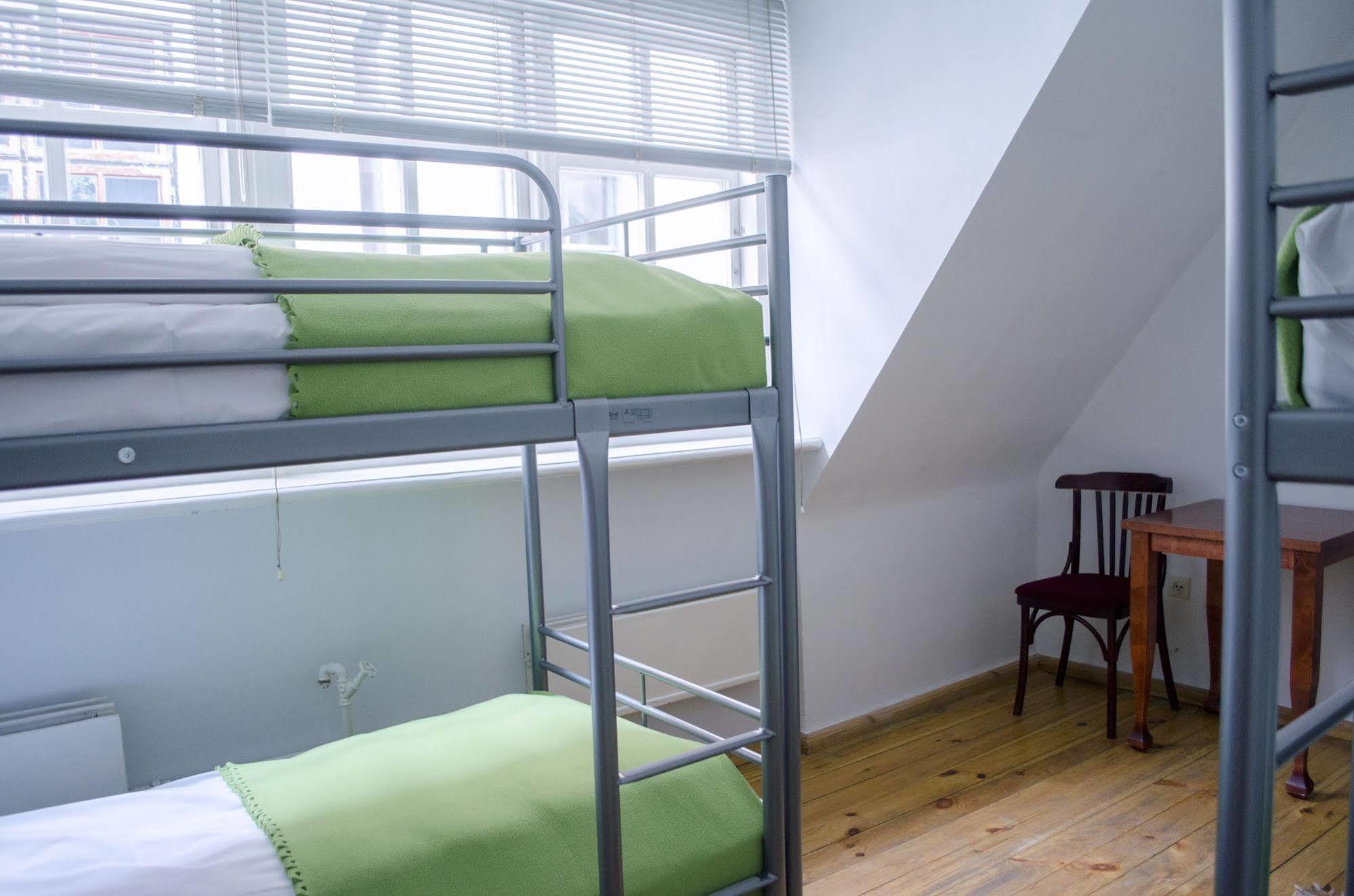Red Nose Hostel With Self-Check In Riga Exterior foto