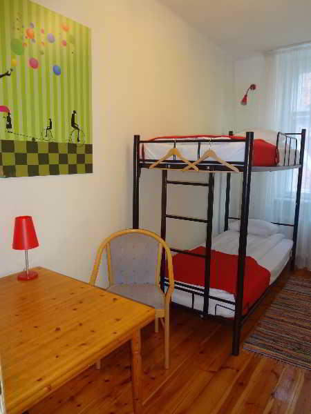 Red Nose Hostel With Self-Check In Riga Exterior foto